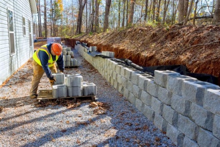 Quels matériaux privilégier pour votre projet de maçonnerie paysagère ?
