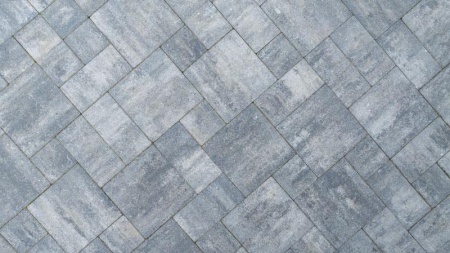 Guide pratique pour une pose de pavés durable et esthétique
