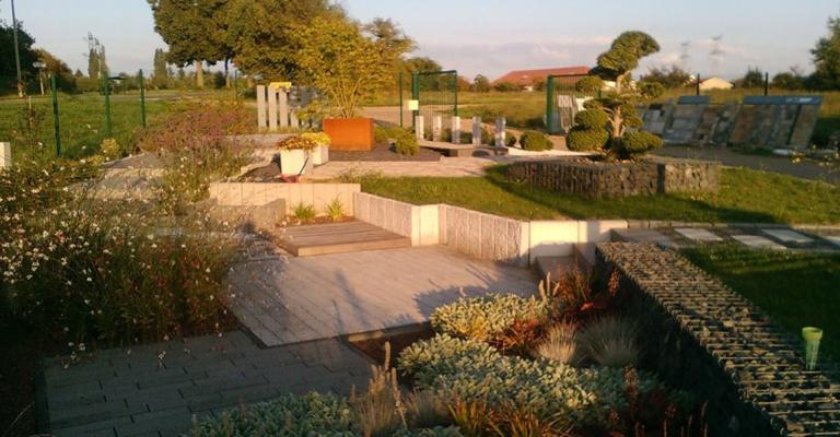 Guide Ultime pour l'Entretien des Jardins à Thionville, Sierck-les-Bains et Metzervisse